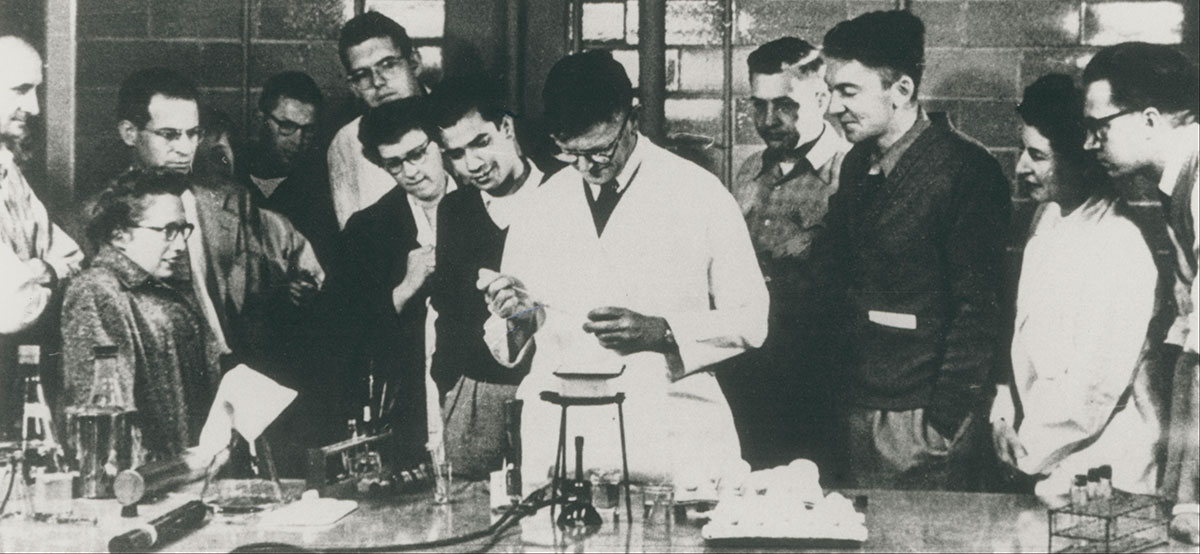 Significant Macfarlane Burnet archival collection now available online